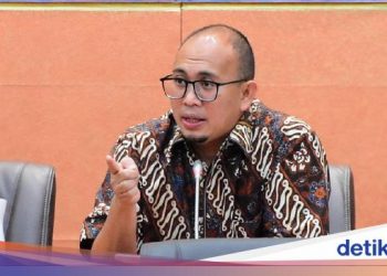 Andre Rosiade Minta Erick Thohir Seragamkan Harga E-Meterai