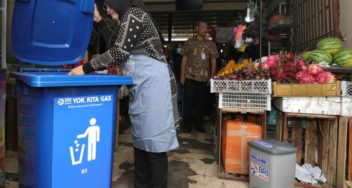 BRI Peduli ‘Sulap’ Pasar Rogojampi Jadi Percontohan Pengelolaan Sampah