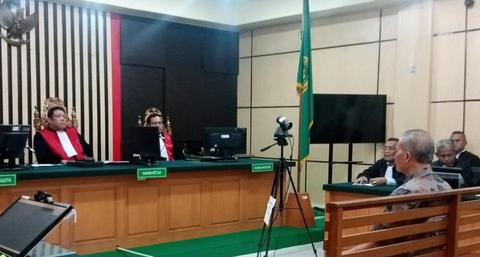 Eks Dirut Bank Jambi Didakwa Manipulasi Surat Utang Berujung Gagal Bayar