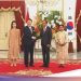 Jokowi dan Presiden Korea Selatan Bahas Ekosistem EV di Indonesia