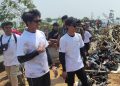 Pandawara Group Ajak Pemuda Sikat Sampah di Kampung Nelayan Semarang