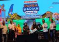 Panen Hadiah Simpedes, Dua Nasabah BRI di Gresik Dapat Mobil
