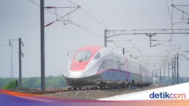 Utang Kereta Cepat JKT-BDG Dijamin APBN, Anak Buah Sri Mulyani Bilang Gini