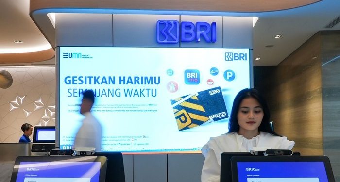 BRI Ajak Nasabah Update Nomor HP di ATM/CRM, Bisa Dapat Tambahan Saldo