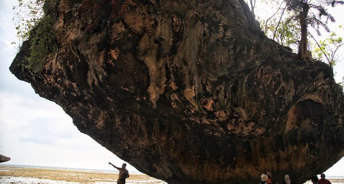 Napak Tilas Makam Samparaja Daeng Malaja, Raja Pertama di Kerajaan Tiro