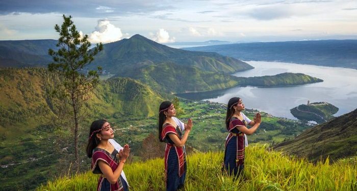 Program Penghijauan BRI Serap Tenaga Kerja Lokal di Danau Toba