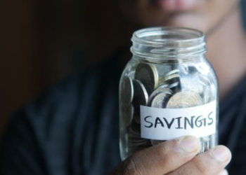 Fenomena 'Makan Tabungan' pada Kelas Bawah